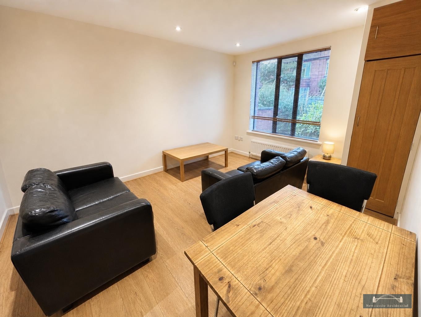Whitewell Court · photo 1